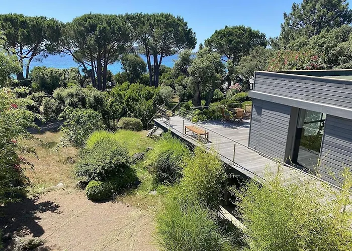 Вилла Meiji Пинареллу